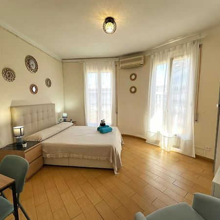Alojamiento Nuevo Valenci Barcelona Zewnętrze zdjęcie